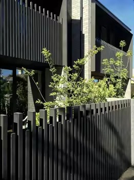 Outdoor Aluminum Alloy Art Balcony Guardrail & Privacy Grid Fence, Sturdy Metal Frame Villa Courtyard Fencing