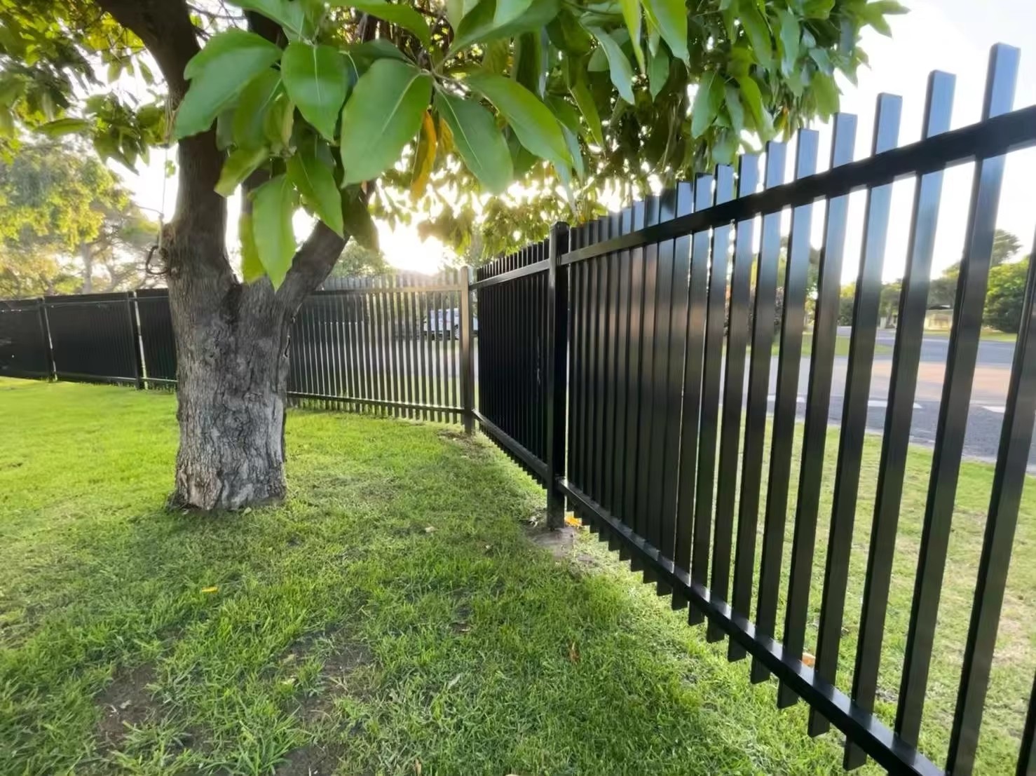 Custom Pure Aluminum House Fence, Terrace Garden Railing, Courtyard Fence, Aluminum Alloy Guardrail & Villa Courtyard Gate Fence